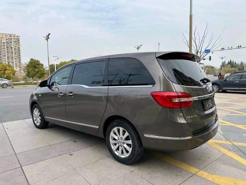 徐州17年别克GL87