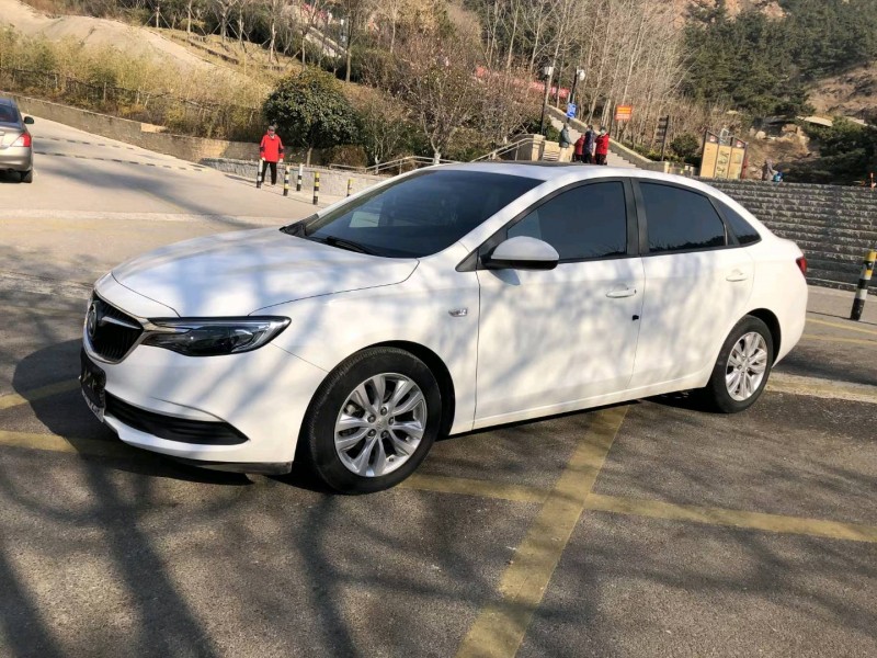 青岛20年别克英朗GT3