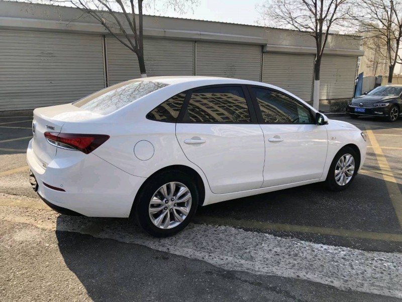 青岛20年别克英朗GT8