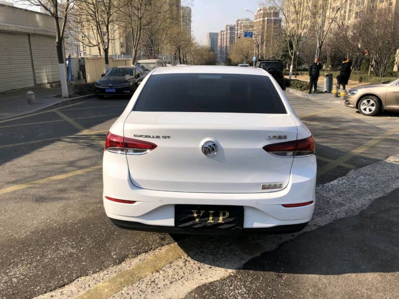 青岛20年别克英朗GT9