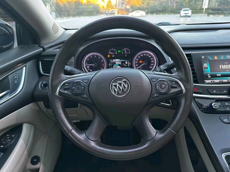 沈阳17年别克君越6