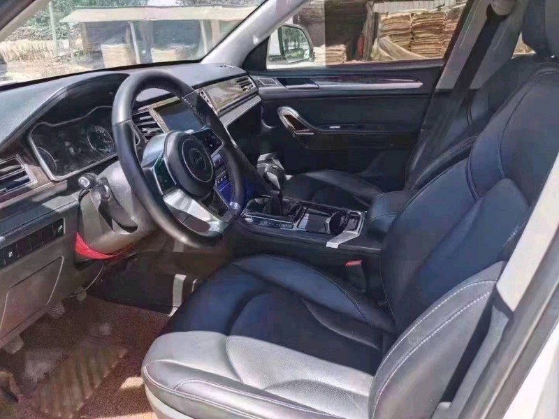 北京17年众泰大迈X74