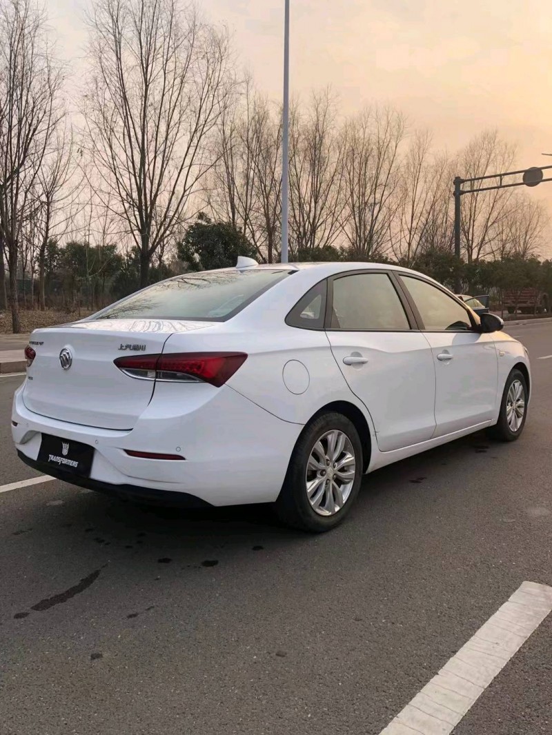 北京20年别克英朗GT1