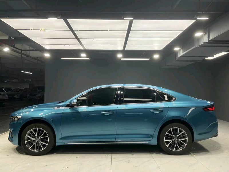 成都22年吉利星瑞7