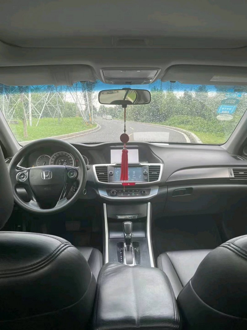 北京14年本田雅阁5