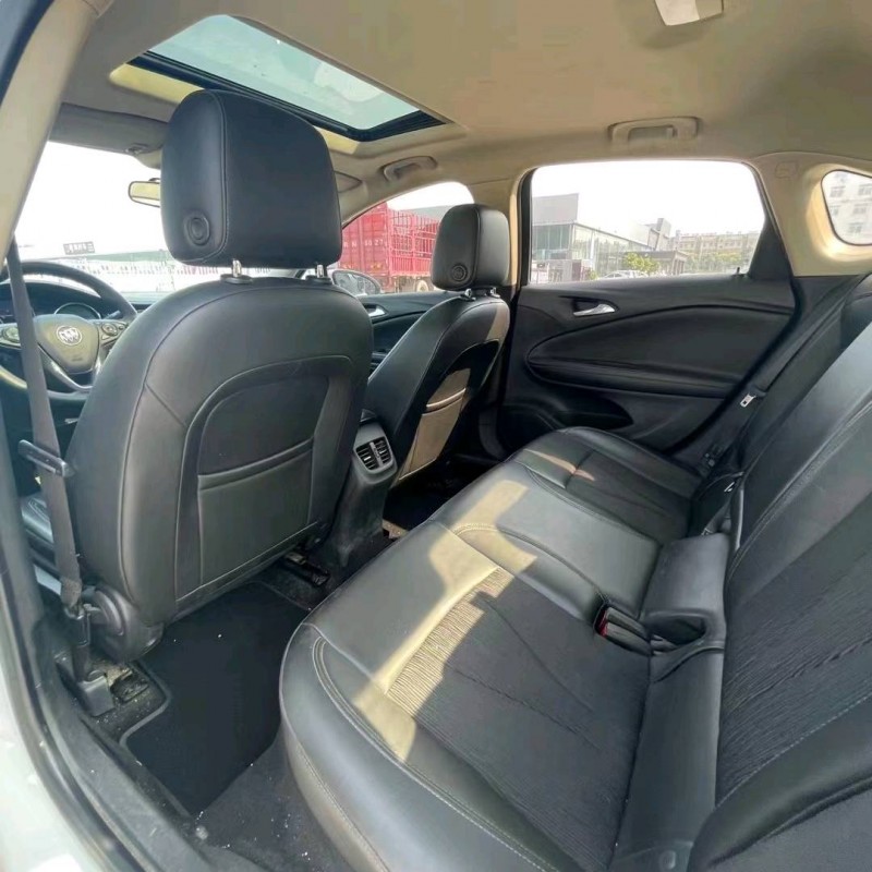 北京16年别克威朗4