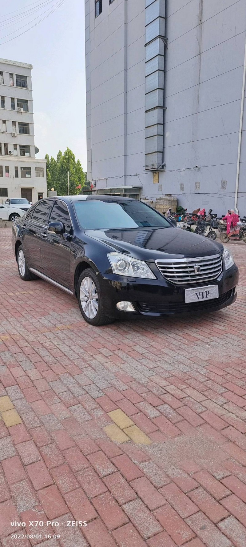 邯郸11年丰田皇冠1