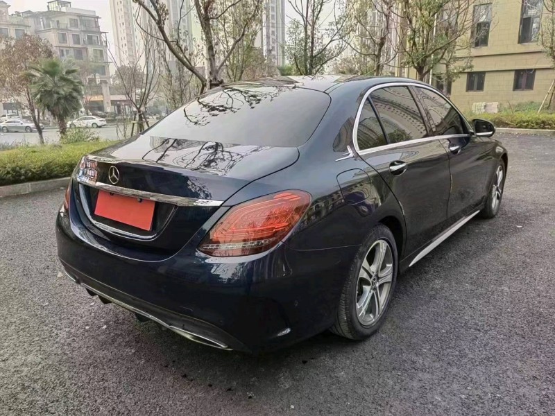 重庆19年奔驰C8