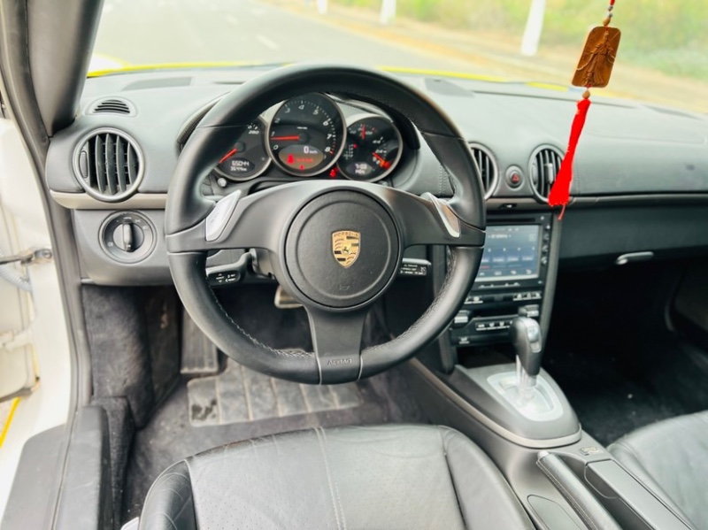 东莞12年保时捷卡曼3