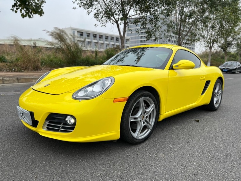东莞12年保时捷卡曼4