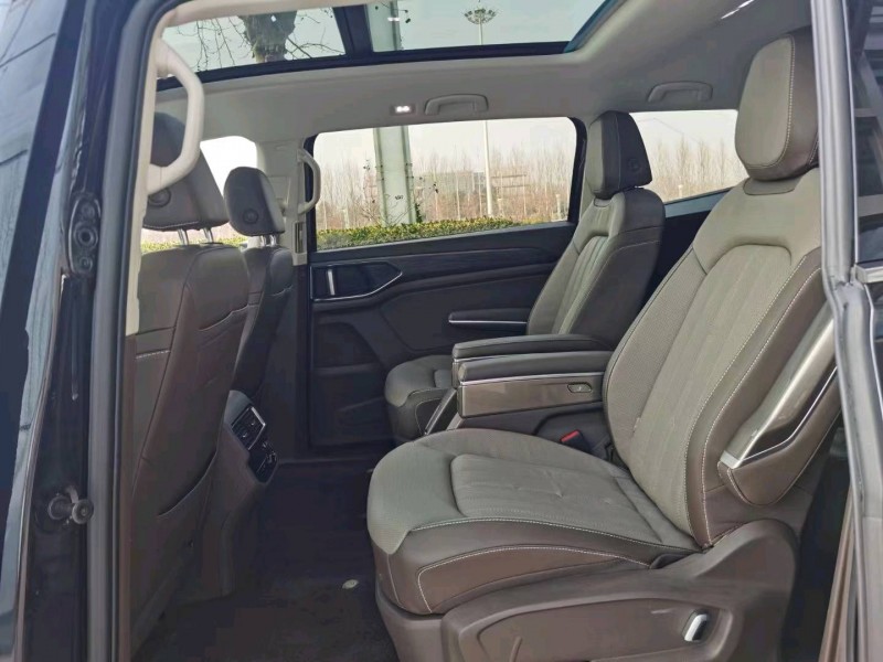 邯郸22年大众威然5