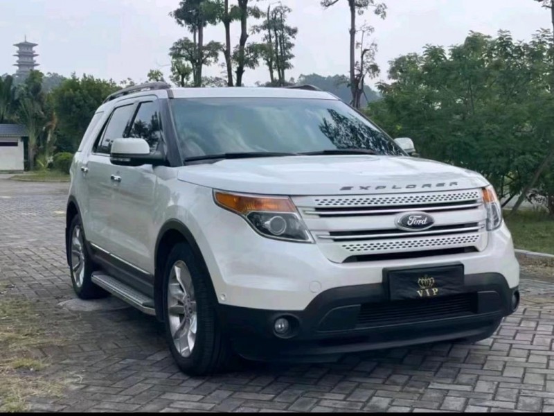 重庆15年福特探险者7