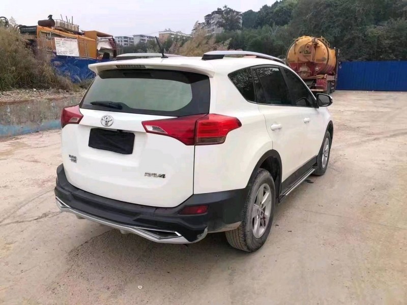 梧州15年丰田RAV4荣放5