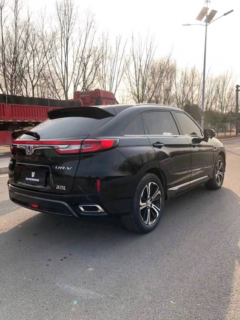 枣庄18年本田URV4