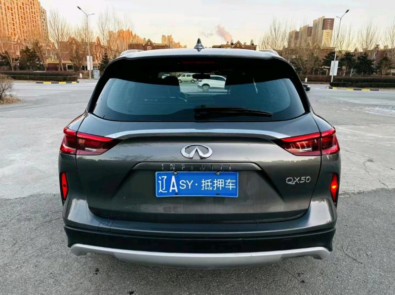 沈阳20年英菲尼迪QX502