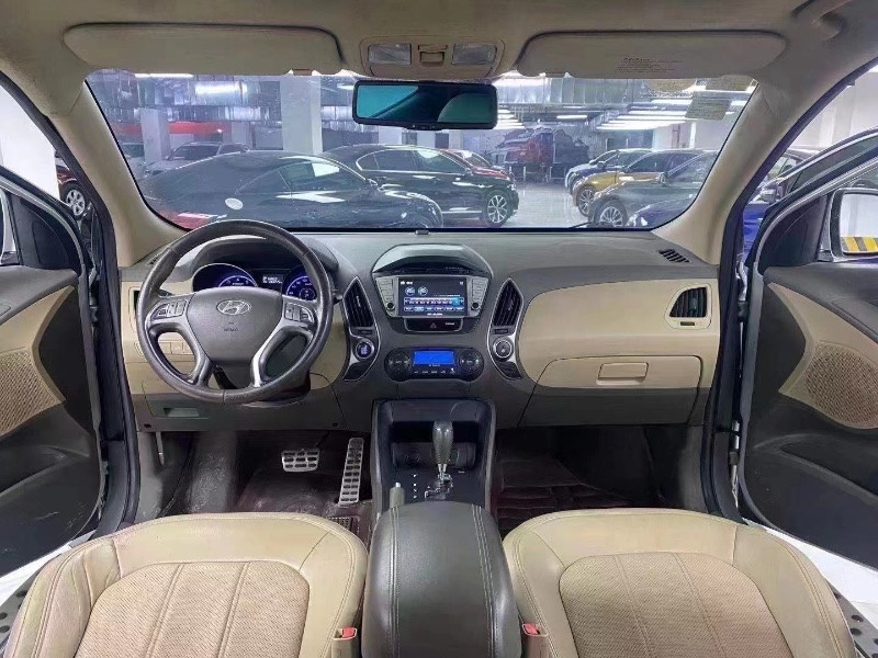 成都11年现代ix353