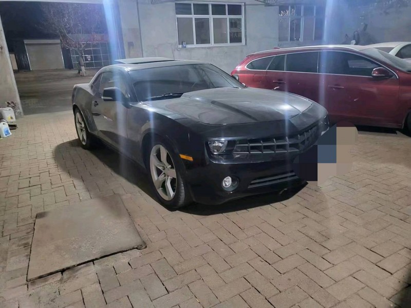 邯郸14年雪佛兰科迈罗1