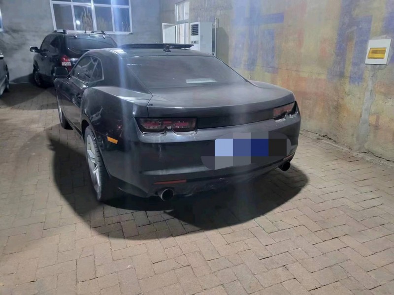 邯郸14年雪佛兰科迈罗5