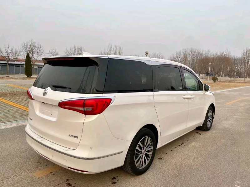 枣庄19年别克GL87