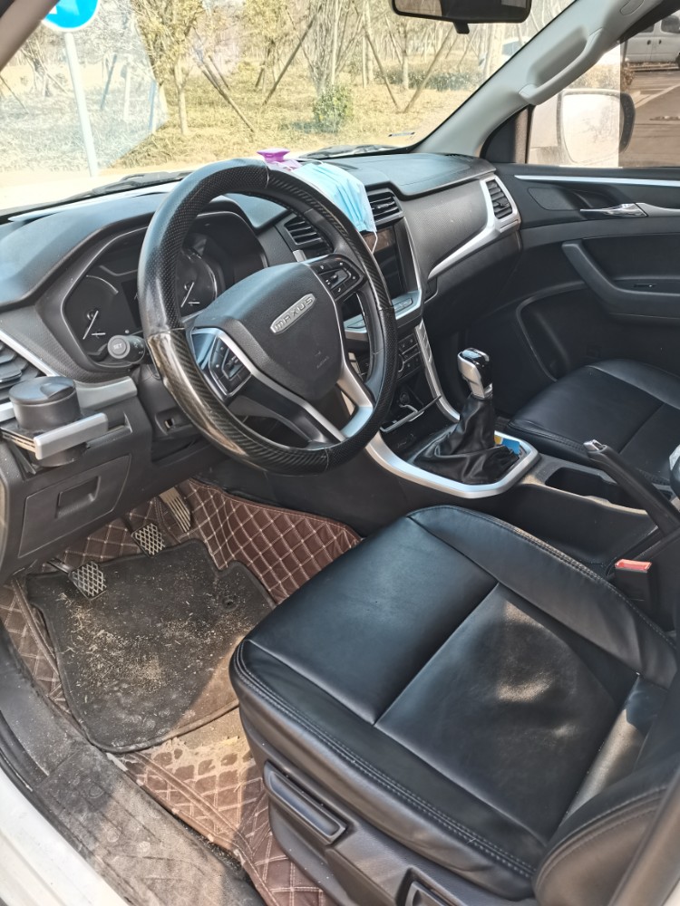 北京21年大通T703