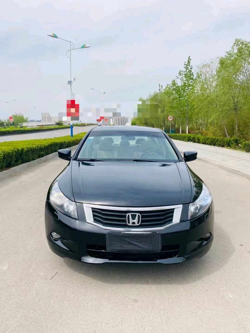 聊城09年本田雅阁9