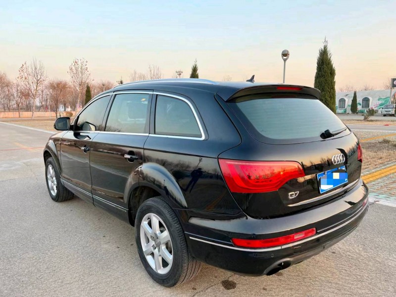东营12年奥迪Q74