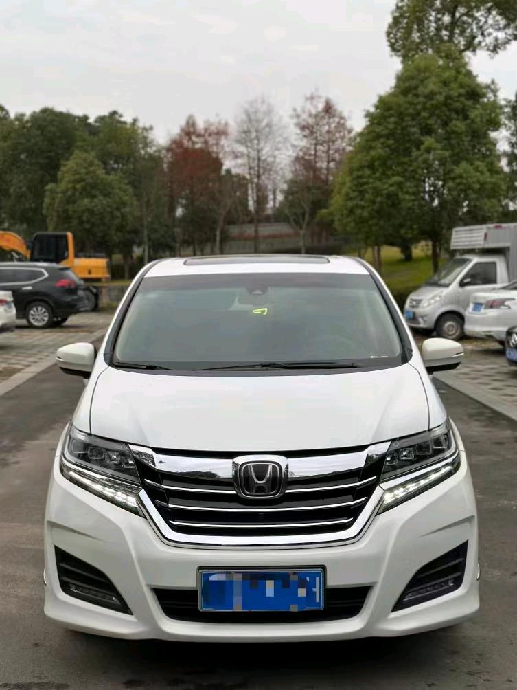 嘉兴18年本田艾力绅1