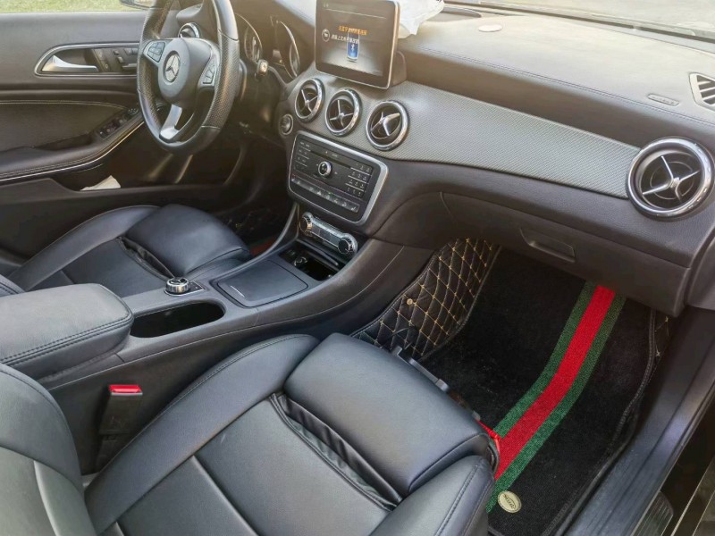 徐州17年奔驰GLA4