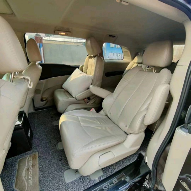 青岛18年别克GL82