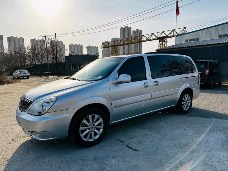 沈阳13年别克GL82