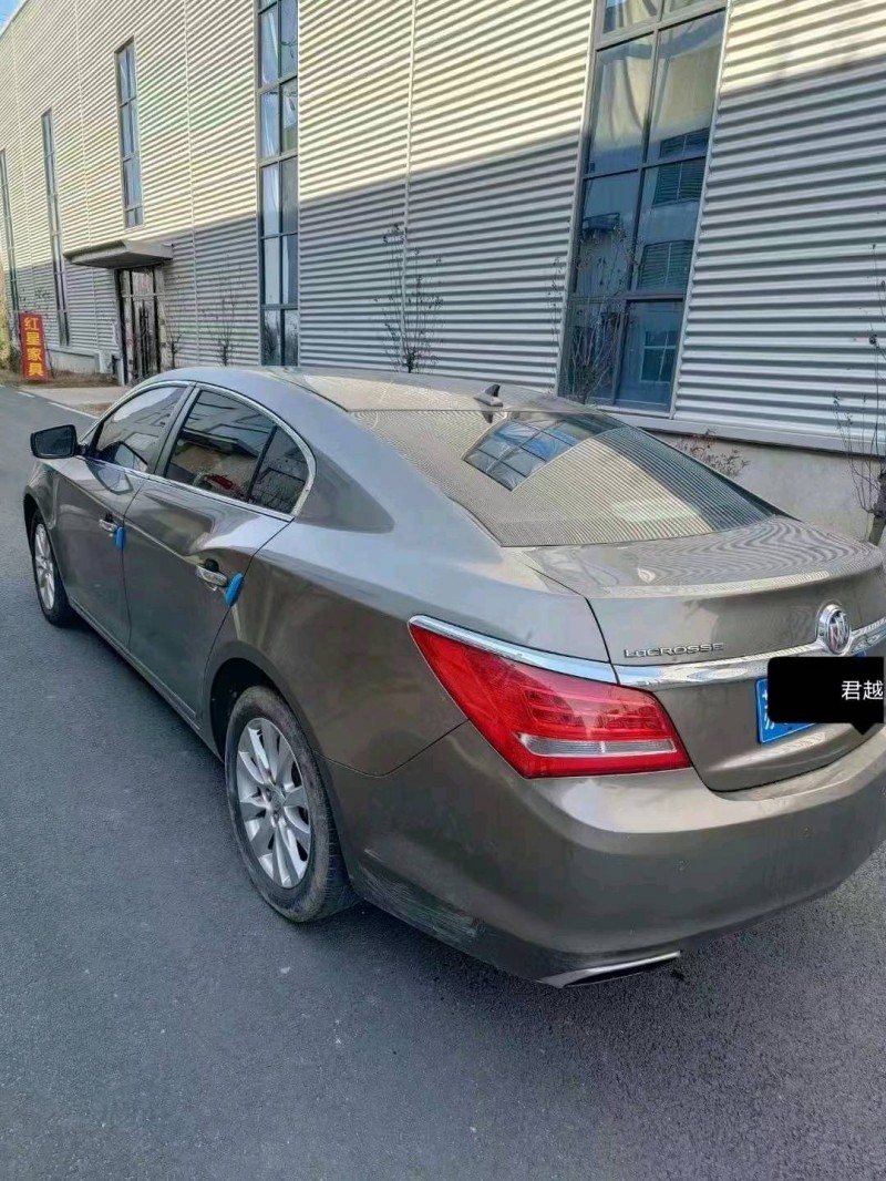 徐州15年别克君越3