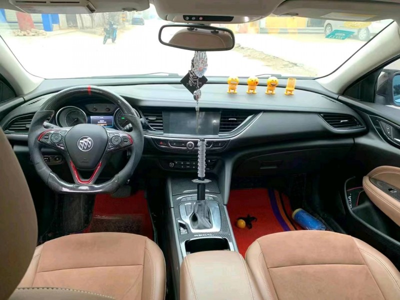 枣庄17年别克君威5