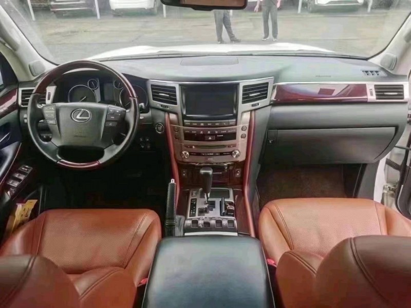 聊城14年雷克萨斯LX4