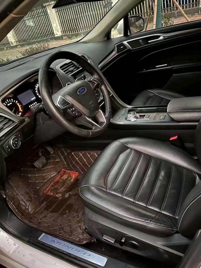 宜昌17年福特蒙迪欧8