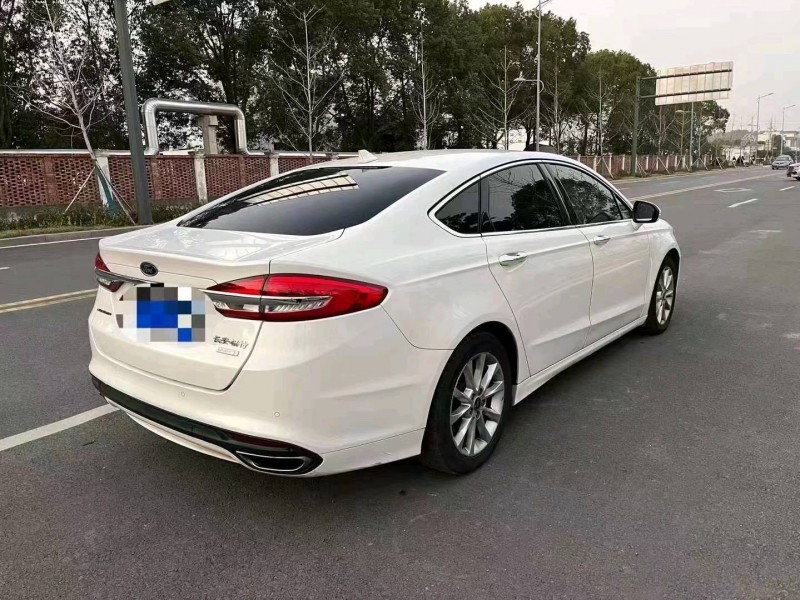 宜昌17年福特蒙迪欧9