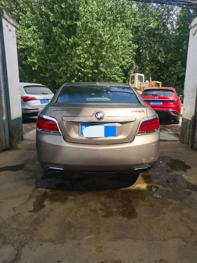 保定13年别克君越9