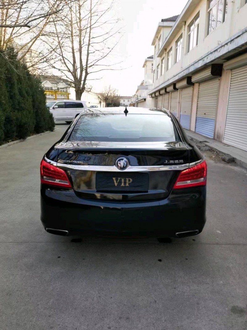 青岛14年别克君越9