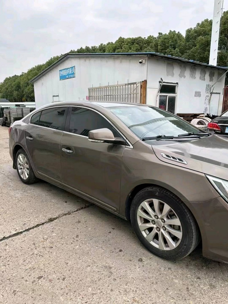 徐州14年别克君越5