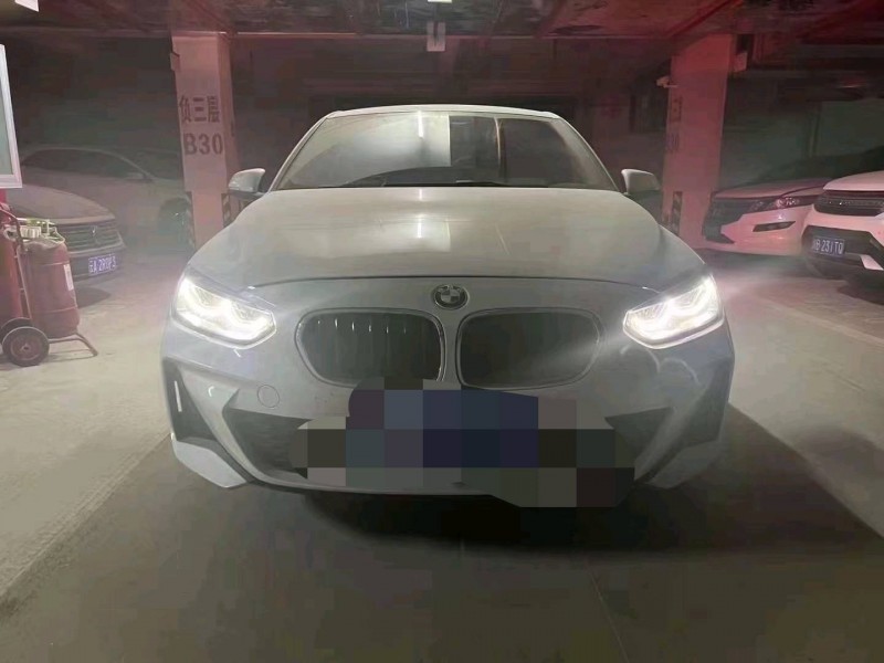 保山21年寶馬1系1