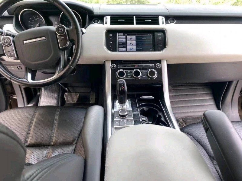 重庆14年路虎揽胜运动3