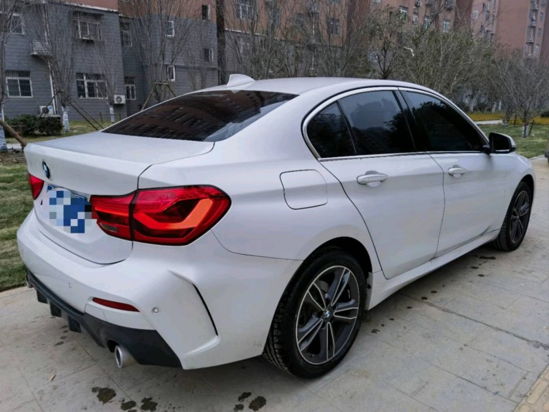 宜昌21年宝马1系4