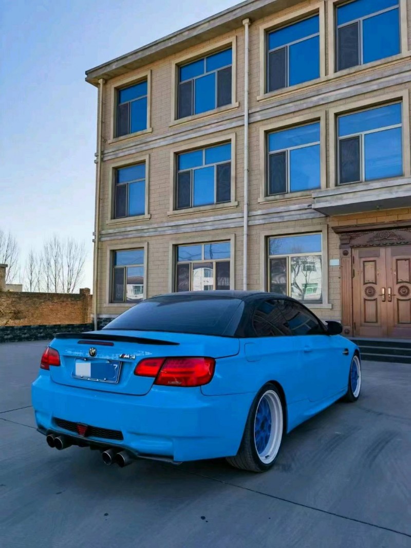 保定11年宝马3系6