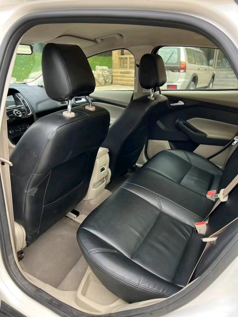 邢台16年福特福克斯8