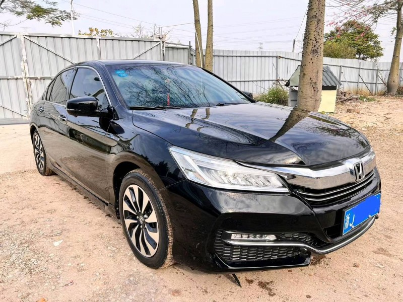 广州17年本田雅阁7