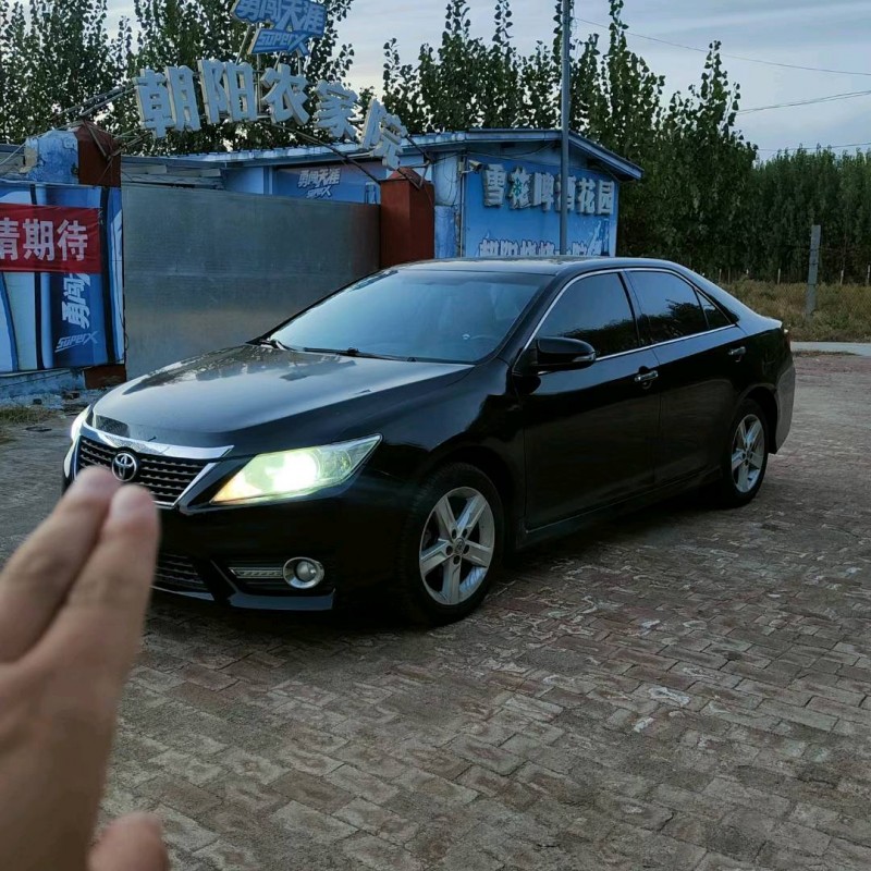 济南13年丰田凯美瑞2