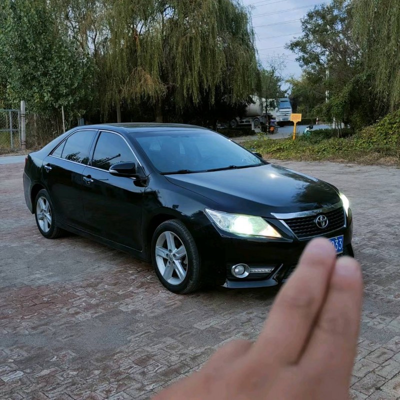 济南13年丰田凯美瑞3