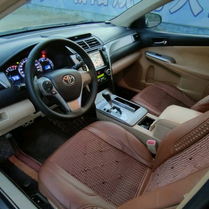 济南13年丰田凯美瑞5