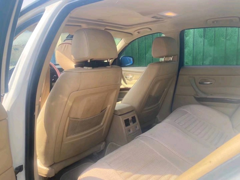 济南09年宝马3系4