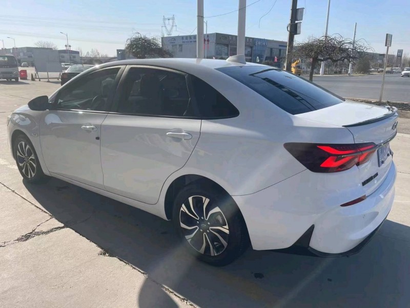 保定19年雪佛兰科鲁兹4