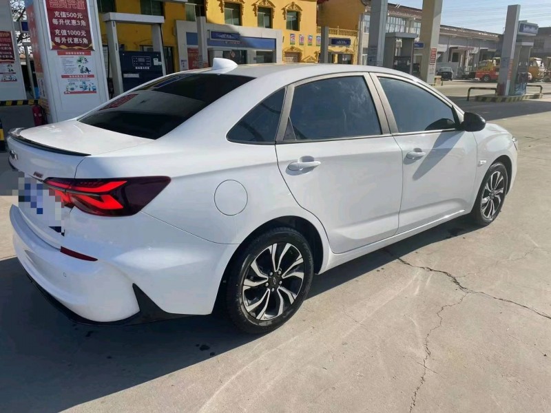 保定19年雪佛兰科鲁兹5